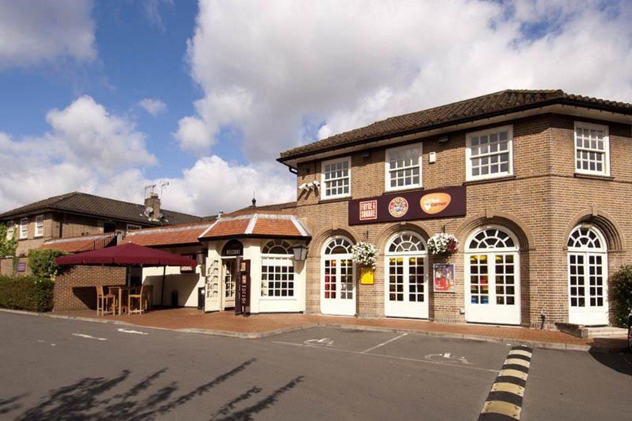 Premier Inn London Greenford Exteriér fotografie